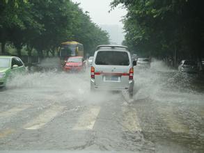 一夜春雨后 杭城多地又看海