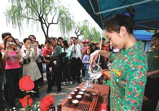 杭州：“全民饮茶日” 展现茶都魅力